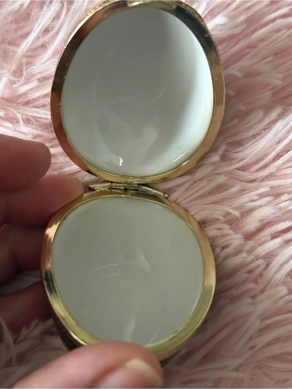Vintage 1985 Royal Orleans Japan Gold Floral Egg Hinged Trinket Box